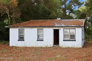 627 Miriam St, Kinston, NC 28504 - Photo 27