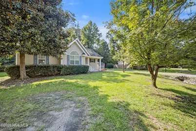 5705 Highgrove Place, Wilmington, NC 28409 - Photo 3