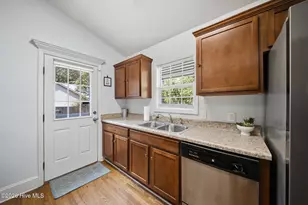 5705 Highgrove Pl, Wilmington, NC 28409 - Photo 17