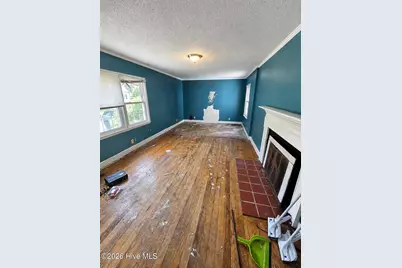 9 E Bayshore Boulevard, Jacksonville, NC 28540 - Photo 3