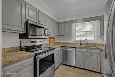 706 N Lumina Avenue, Wrightsville Beach, NC 28480 - Photo 13