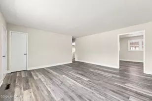 2554 E Forest Dr, Newport, NC 28570 - Photo 5