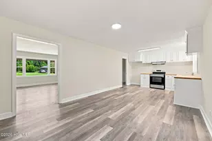 2554 E Forest Dr, Newport, NC 28570 - Photo 13