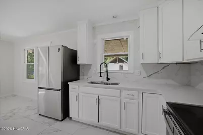 122 Candlewood Drive, Wilmington, NC 28411 - Photo 9