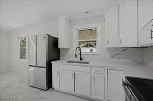 122 Candlewood Dr, Wilmington, NC 28411 - Photo 9
