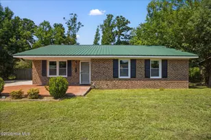 122 Candlewood Dr, Wilmington, NC 28411 - Photo 1