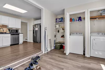 309 Woodhaven Drive, Jacksonville, NC 28540 - Photo 17