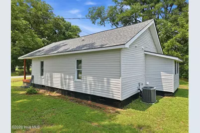 302 W 1st Street, Princeton, NC 27569 - Photo 7
