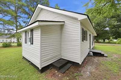 302 W 1st Street, Princeton, NC 27569 - Photo 41