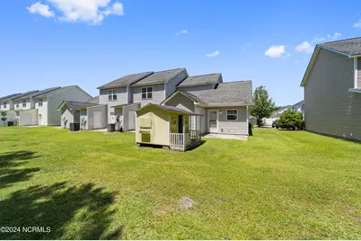 206 Streamwood Drive, Jacksonville, NC 28546 - Photo 15