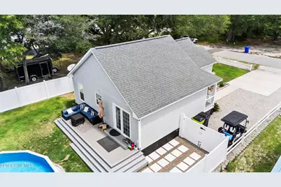 157 NE 3rd Street, Oak Island, NC 28465 - Photo 63