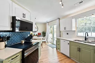 157 NE 3rd St, Oak Island, NC 28465 - Photo 21