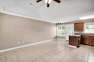1099 Woodcrest Rd, Southport, NC 28461 - Photo 3