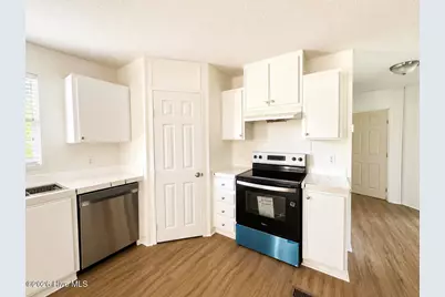485 Wineview Court SE, Bolivia, NC 28422 - Photo 9