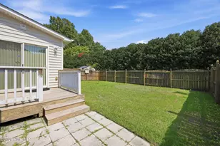 2036 Cambria Dr, Greenville, NC 27834 - Photo 9