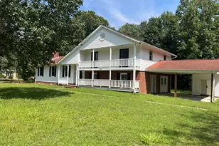 220 Edgewood Dr, Jacksonville, NC 28546 - Photo 1