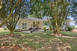 119 Russell Dr, Hertford, NC 27944 - Photo 1