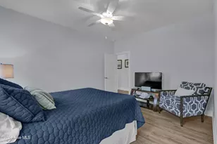 309 Ivy Ln, Carolina Beach, NC 28428 - Photo 21