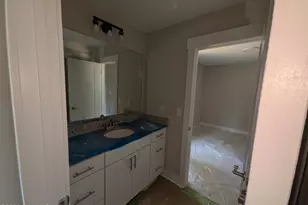 650 S Mechanic St, Southern Pines, NC 28387 - Photo 19