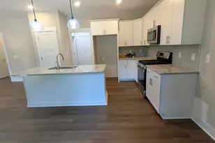 650 S Mechanic St, Southern Pines, NC 28387 - Photo 5