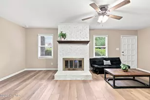 17 Scott St, Greenville, NC 27858 - Photo 7