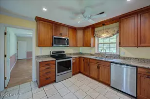4904 Hillandale Rd, Trent Woods, NC 28562 - Photo 11