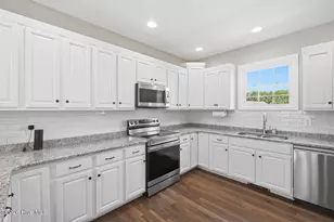 173 Providence Dr, Moyock, NC 27958 - Photo 17