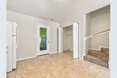 107 Spring Meadows Circle, Jacksonville, NC 28546 - Photo 7