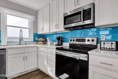 142 S Sixth Avenue S, Kure Beach, NC 28449 - Photo 7