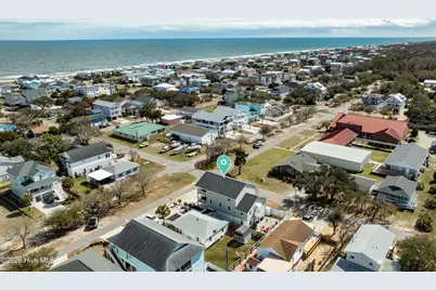 142 S Sixth Avenue S, Kure Beach, NC 28449 - Photo 3