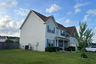 304 SW Plantation Dr, Maple Hill, NC 28454 - Photo 3
