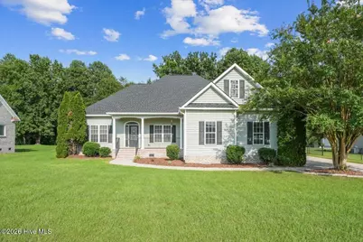 306 Clemens Drive, Pikeville, NC 27863 - Photo 1