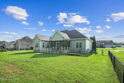 306 Clemens Drive, Pikeville, NC 27863 - Photo 7