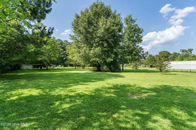 217 E Henry Street, Atkinson, NC 28421 - Photo 47