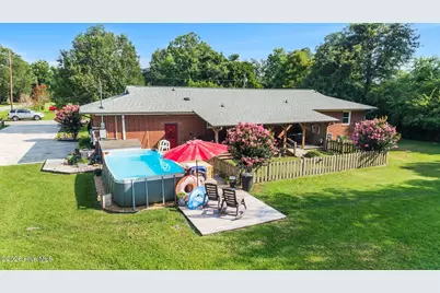 217 E Henry Street, Atkinson, NC 28421 - Photo 51