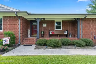 217 E Henry St, Atkinson, NC 28421 - Photo 3