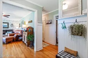 217 E Henry St, Atkinson, NC 28421 - Photo 5