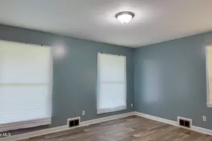 114 Eastover Ave, Clinton, NC 28328 - Photo 11