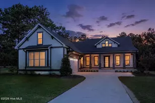105 Tradewinds Dr, Hampstead, NC 28443 - Photo 1