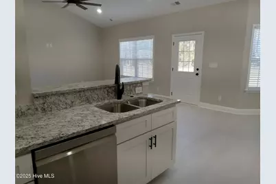 525 Vineland Drive, Whiteville, NC 28472 - Photo 9