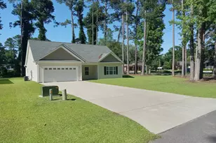 525 Vineland Dr, Whiteville, NC 28472 - Photo 3
