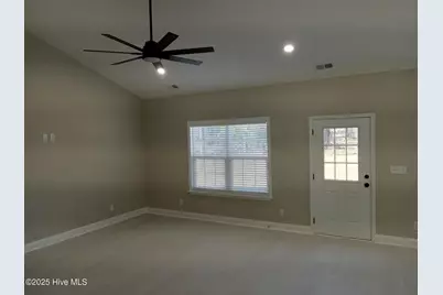 525 Vineland Drive, Whiteville, NC 28472 - Photo 5