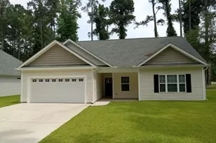 525 Vineland Dr, Whiteville, NC 28472 - Photo 1
