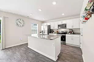 4009 Emerald Vw, New Bern, NC 28560 - Photo 9