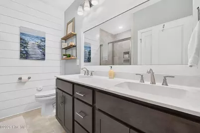 1018 N Caswell Avenue, Southport, NC 28461 - Photo 33