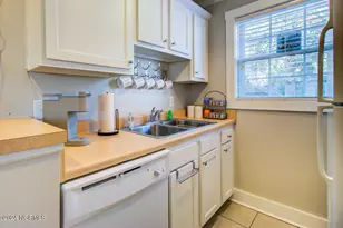 205 Florence Ave, Carolina Beach, NC 28428 - Photo 15