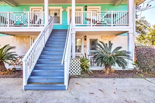 205 Florence Ave, Carolina Beach, NC 28428 - Photo 3