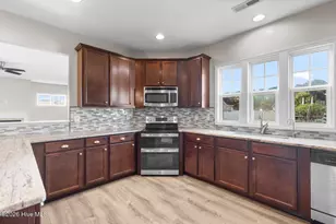 203 Paddle Trail Ln, Swansboro, NC 28584 - Photo 11