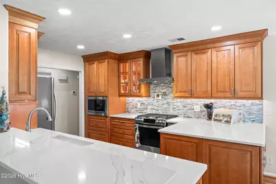 917 Wedge Pointe Drive, Sunset Beach, NC 28468 - Photo 5