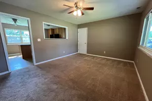 504 Holly Ct, Jacksonville, NC 28540 - Photo 3